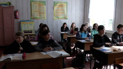 Переселенці у Крисківській школі: як навчаються діти в умовах воєнного стану Переселенці у Крисківській школі: як навчаються діти в умовах воєнного стану