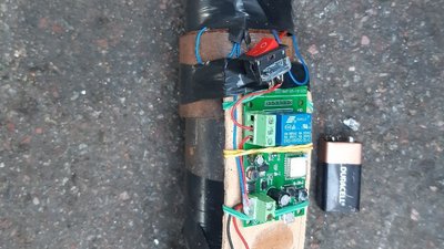 Знайдений у підозрюваних вибуховий пристрій Знайдений у підозрюваних вибуховий пристрій