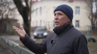 Знести не можна відновити: що чекає на пошкоджену обстрілами будівлю дитячої стоматполіклініки у Чернігові Знести не можна відновити: що чекає на пошкоджену обстрілами будівлю дитячої стоматполіклініки у Чернігові