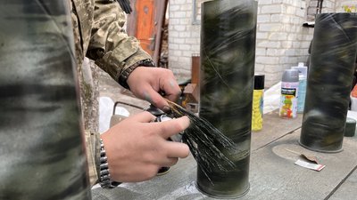 Гільзи, які розмальовують бійці Гільзи, які розмальовують бійці