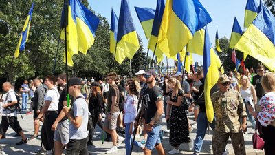 Миколаївці вшанували пам’ять борців за незалежність України Миколаївці вшанували пам’ять борців за незалежність України