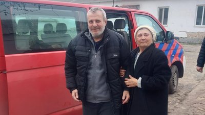 Херсонщина, евакуація, Берислав, автобус, люди