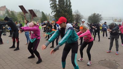 У Тернополі під час благодійного забігу зібрали 60 тисяч гривень У Тернополі під час благодійного забігу зібрали 60 тисяч гривень