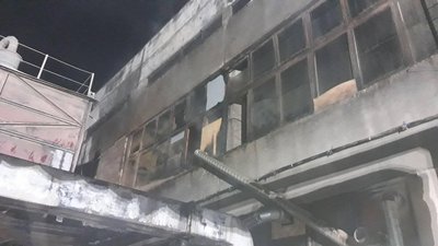 На Закарпатті горіло деревообробне підприємство: причину пожежі та суму збитків встановлюють