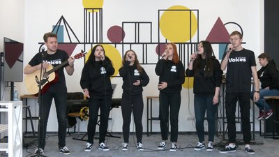Хочуть піснею підтримати ЗСУ: в черкаському виші створили вокальну студію