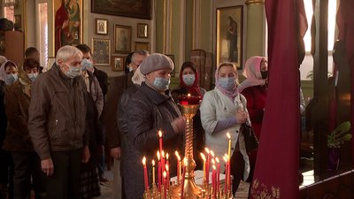 Свято Вербної неділі: як у церквах Херсона дотримувались карантинних обмежень Свято Вербної неділі: як у церквах Херсона дотримувались карантинних обмежень