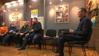 Про Степана Бандеру і УПА. У Франківську проводять заняття з історії національно-визвольної боротьби Про Степана Бандеру і УПА. У Франківську проводять заняття з історії національно-визвольної боротьби