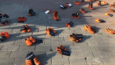 Лучани долучились до акції проти насилля в сім'ї Лучани долучились до акції проти насилля в сім'ї