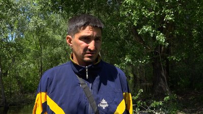 Уплав, пішки вбрід, на човнах та трактором: як у повінь доїхати до Чернігова Уплав, пішки вбрід, на човнах та трактором: як у повінь доїхати до Чернігова