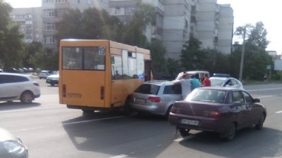 У Сумах вдруге за день сталася аварія із маршруткою. Знову №19