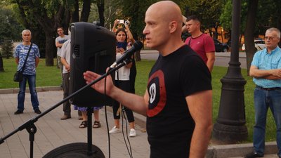 У Дніпрі відбулась акція на підтимку української армії «Підтримай фронт – зупини капітуляцію!» У Дніпрі відбулась акція на підтимку української армії «Підтримай фронт – зупини капітуляцію!»