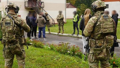 затримання, військовослужбовці, поліція затримання, військовослужбовці, поліція