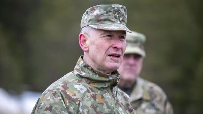 У Литві відновлять навчання українських військових