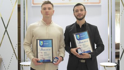 Двом театралам вручили премію імені Олександра Храпаченка у Рівному