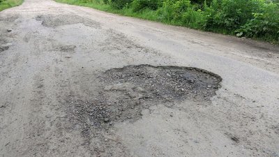 Долають по 9 кілометрів пішки – як живуть мешканці села Марчихина Буда на Сумщині Долають по 9 кілометрів пішки – як живуть мешканці села Марчихина Буда на Сумщині