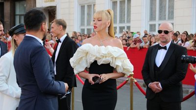 В Одесі стартував міжнародний кінофестиваль. Фоторепортаж з червоної доріжки В Одесі стартував міжнародний кінофестиваль. Фоторепортаж з червоної доріжки