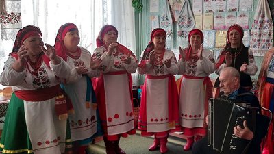 Фольклорний колектив "Надвечір'я"