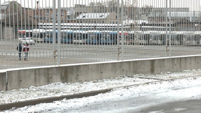 Із Запоріжжя до Маріуполя вирушив гуманітарний конвой