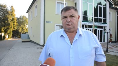 Через карантин на Тернопільщині перевізники і водії відмовились виїжджати на рейси Через карантин на Тернопільщині перевізники і водії відмовились виїжджати на рейси