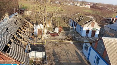 Село після обстрілів Село після обстрілів