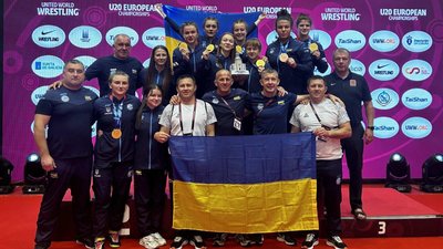 Два "золота" та "бронзу" здобули спортсменки з Івано-Франківщини на чемпіонаті Європи з боротьби