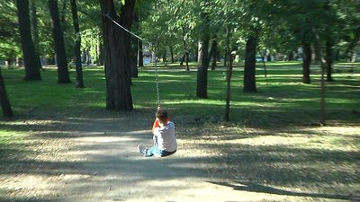 3 роки та 530 тисяч гривень: в Одесі відкрили дитячий майданчик