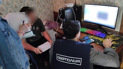 П’ятьох жителів Миколаївщини підозрюють у створенні та розповсюдженні дитячої порнографії