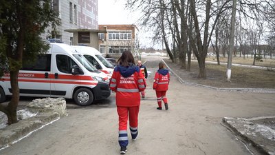 "Це – друге життя". Як працюють медики "швидкої" на прикордонній Білопільщині "Це – друге життя". Як працюють медики "швидкої" на прикордонній Білопільщині