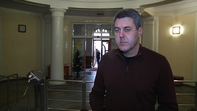 У Житомирі на дороги висипали 217 тонн піскосуміші – як чистять місто від снігу У Житомирі на дороги висипали 217 тонн піскосуміші – як чистять місто від снігу