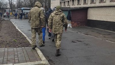 Чоловіки, в яких з'явилася третя дитина, зможуть демобілізуватися — новий закон