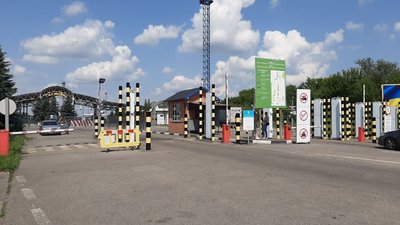 Посилений контроль на кордоні з РФ на Харківщині: на COVID протестували понад 250 людей Посилений контроль на кордоні з РФ на Харківщині: на COVID протестували понад 250 людей