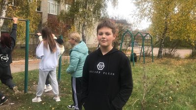 На Тернопільщині вчителька з Краматорська викладає військову підготовку На Тернопільщині вчителька з Краматорська викладає військову підготовку