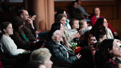 В Ужгороді учні музичної школи на благодійному концерті зібрали понад 17 тис. грн для ЗСУ В Ужгороді учні музичної школи на благодійному концерті зібрали понад 17 тис. грн для ЗСУ