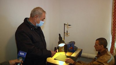У виправній колонії на Житомирщині організували виставку робіт в’язнів