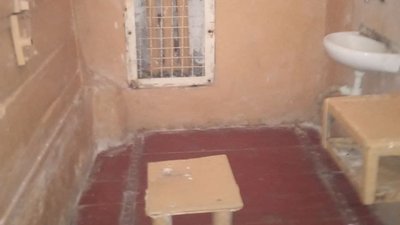 Ув'язнених тримають у боксах збірного відділення та карцерах: результати моніторингового візиту до Чернівецького СІЗО Ув'язнених тримають у боксах збірного відділення та карцерах: результати моніторингового візиту до Чернівецького СІЗО