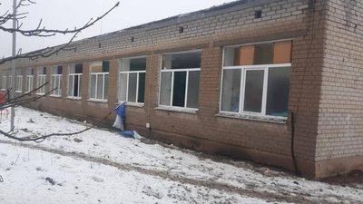 Окупанти РФ випустили ракети С-300 по навчальному закладу у селі на Харківщині