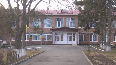 Функціонування Требуховецької школи І-ІІІ ступенів теж хочуть зберегти.