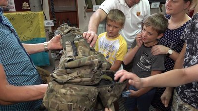 Нові експонати поповнили фонд "Патріотичного музею АТО" у Черкасах Нові експонати поповнили фонд "Патріотичного музею АТО" у Черкасах