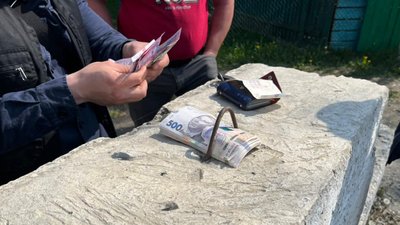 На Буковині керівника лікарні підозрюють у привласнені гуманітарної допомоги та платному перевезенні каретами швидкої На Буковині керівника лікарні підозрюють у привласнені гуманітарної допомоги та платному перевезенні каретами швидкої