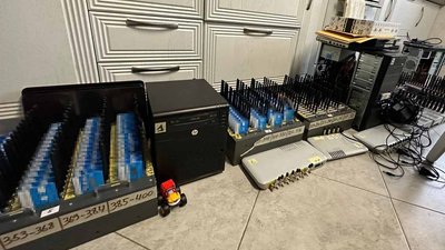 Працювали на російські спецслужби: на Вінниччині викрили ботоферму