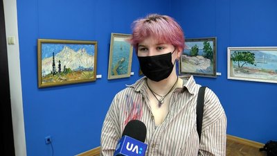 У Житомирі презентували виставку кримських пейзажів У Житомирі презентували виставку кримських пейзажів