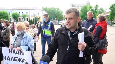 У Житомирі пройшла акція протесту проти високих тарифів на комунальні послуги У Житомирі пройшла акція протесту проти високих тарифів на комунальні послуги