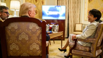 Дональд Трамп, премʼєрка Японії Санае Такаїчі