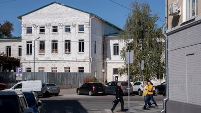 У Полтаві обговорять можливість знесення прибудови біля екскінотеатру імені Котляревського