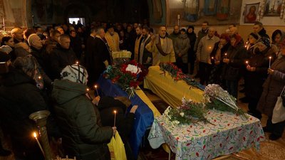 "Мали плани на майбутнє і не могли не захищати Батьківщину". У Сумах поховали Олександра Хілєвича та Сергія Якущенка