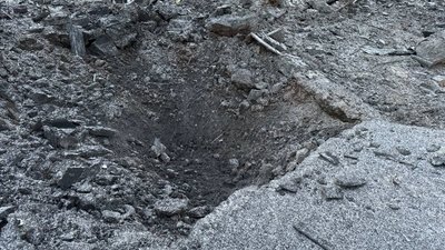 "Так шарахнуло, що я підлетіла": очевидці про ранковий авіаудар РФ по Запоріжжю 30 грудня "Так шарахнуло, що я підлетіла": очевидці про ранковий авіаудар РФ по Запоріжжю 30 грудня