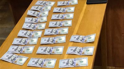 Робота вартістю дві тисячі доларів. У сумській лікарні вимагали хабаря за працевлаштування – СБУ Робота вартістю дві тисячі доларів. У сумській лікарні вимагали хабаря за працевлаштування – СБУ