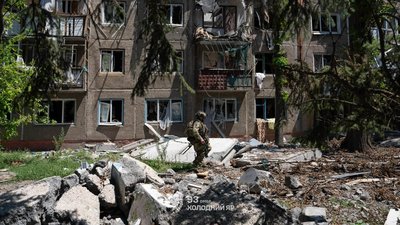 Український військовий у Дружківці