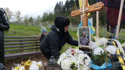 "Як не піду я, то не підуть й інші". Історія полеглого воїна із Франківщини Василя Тичковського "Як не піду я, то не підуть й інші". Історія полеглого воїна із Франківщини Василя Тичковського