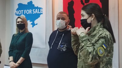 У Харкові відкрилась виставка "Добровольці: добро і воля!" Нікіти Тітова У Харкові відкрилась виставка "Добровольці: добро і воля!" Нікіти Тітова